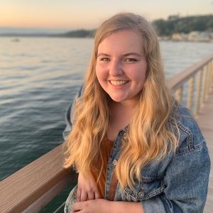 Meet your Posher, Hannah